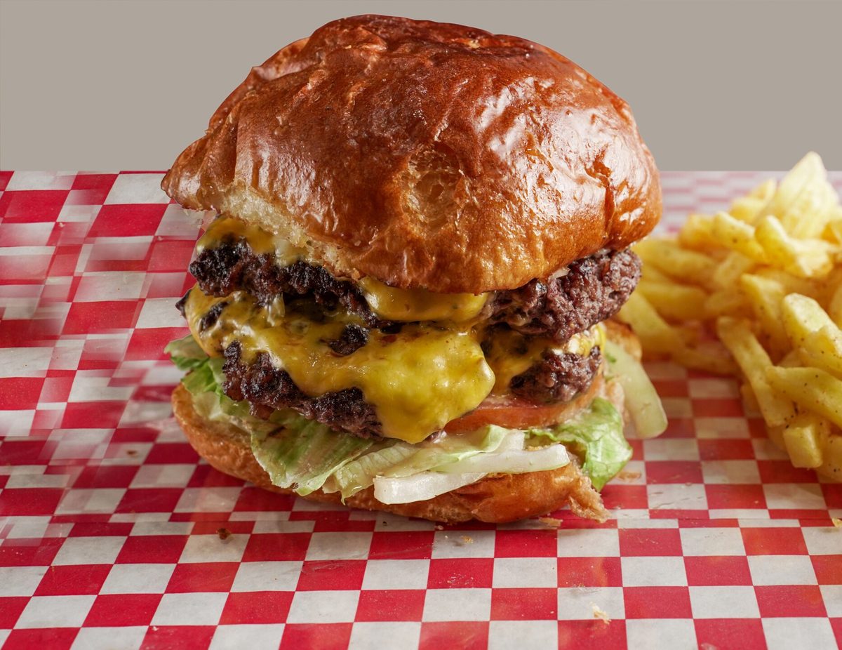 Double cheeseburger & fries